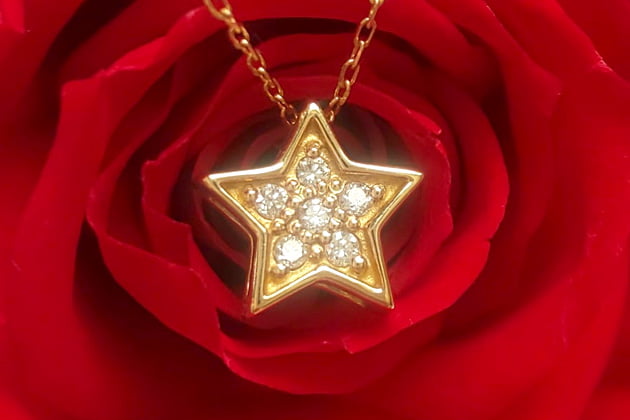 インフィニティ∞スター天然ダイヤモンドネックレス